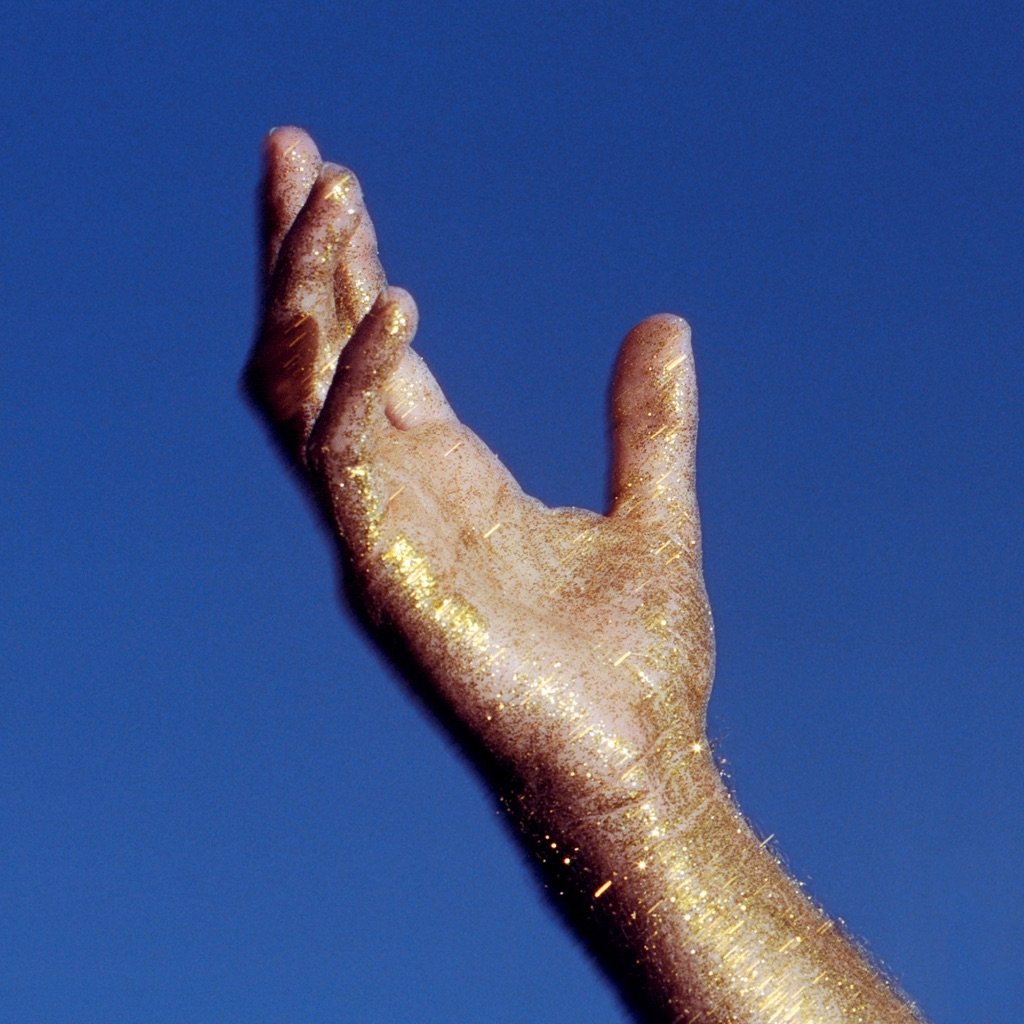 🎶 Dive into We Ascend by The Radicant