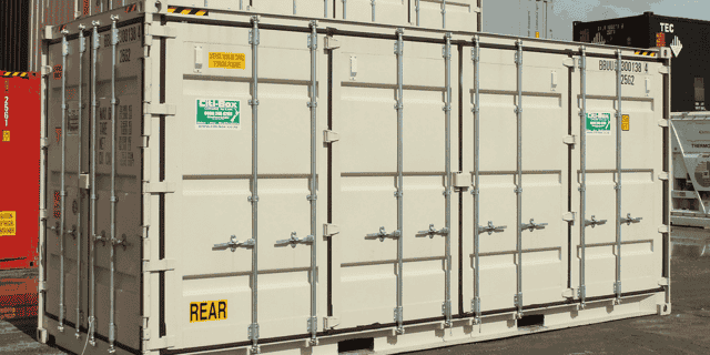 Connecting to Docker Containers